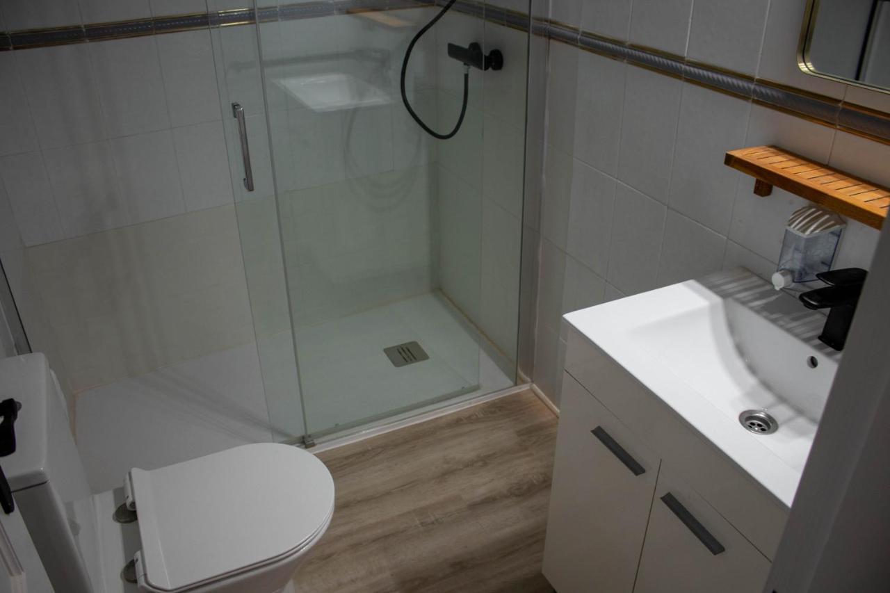 Atico Con Terraza En Cuesta Gomerez Appartamento